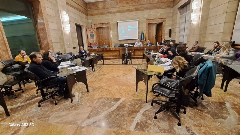 Immagine carousel $ {titolo}